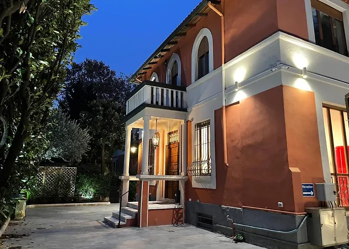 La Villa Bed & Breakfast